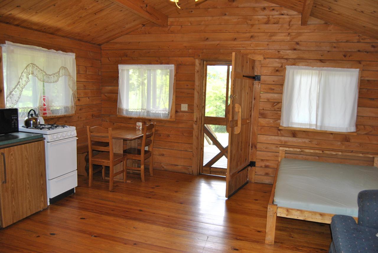 Robin Hill Camping Resort One-Bedroom Cottage 8 Lenhartsville المظهر الخارجي الصورة